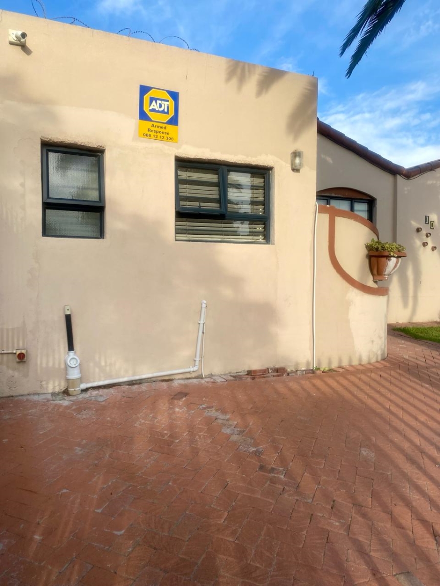 To Let  Bedroom Property for Rent in Ravensmead Western Cape